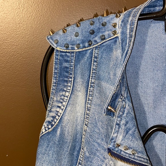 Gold Spiked Denim Jacket - Picture 5 of 5